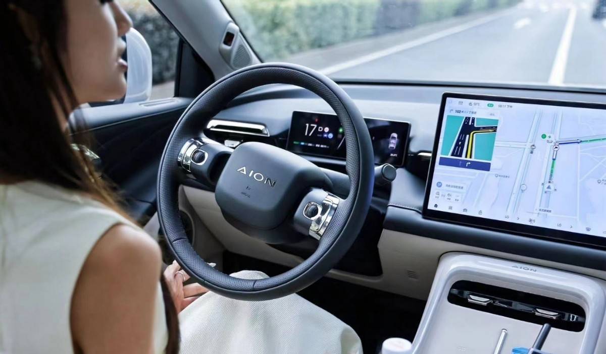 广汽埃安与小马智行联手,2025年千台全无人Robotaxi量产在即_搜狐汽车_搜狐网