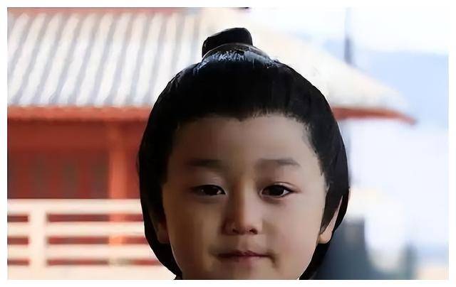 汉武帝刘彻的两面人生:《权力巅峰的辉煌与亲情尽失的孤寂》_汉王朝_历史_影响