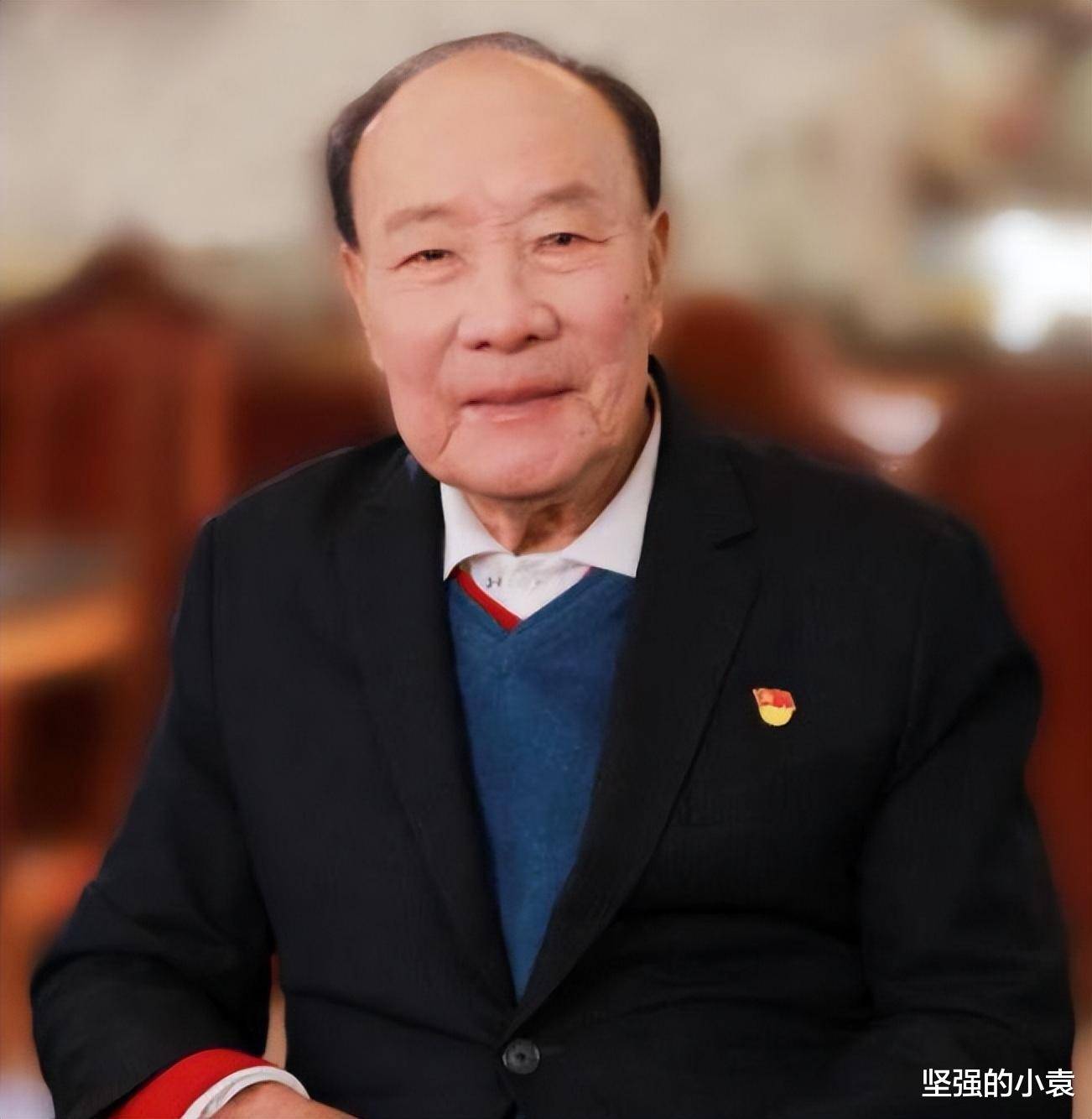 他是广州市原市长,让广州经济增长近5倍,离任26年仍被百姓怀念