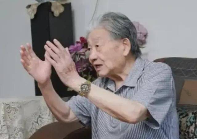 他为国家研制了一辈子导弹,隐姓埋名60多年,88岁时名字才被解密_沈忠