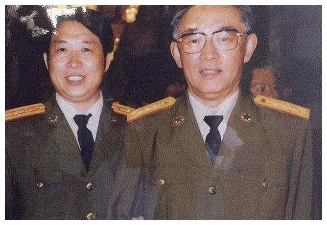 他是邓爷爷的秘书，58岁授中将，60岁担任中纪委书记，64岁升上将_王瑞林_邓公处_机要工作