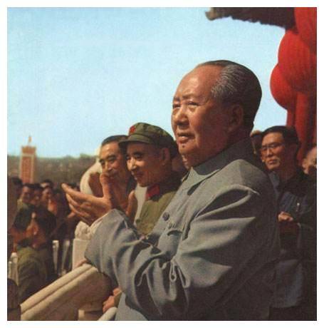 45年林总刚到东北时,只是此人的副手:后来两人都成了正国级干部_彭真_林帅_军事将领