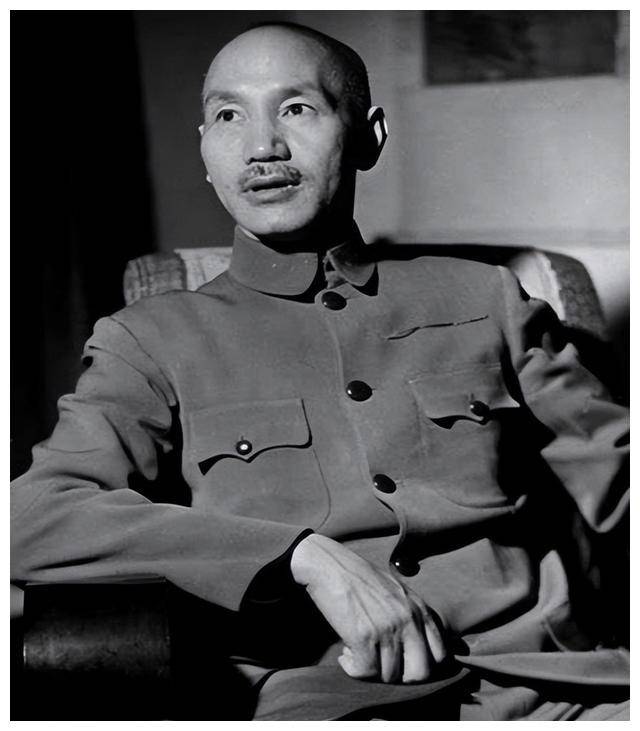 蒋介石为啥不叫蒋中正