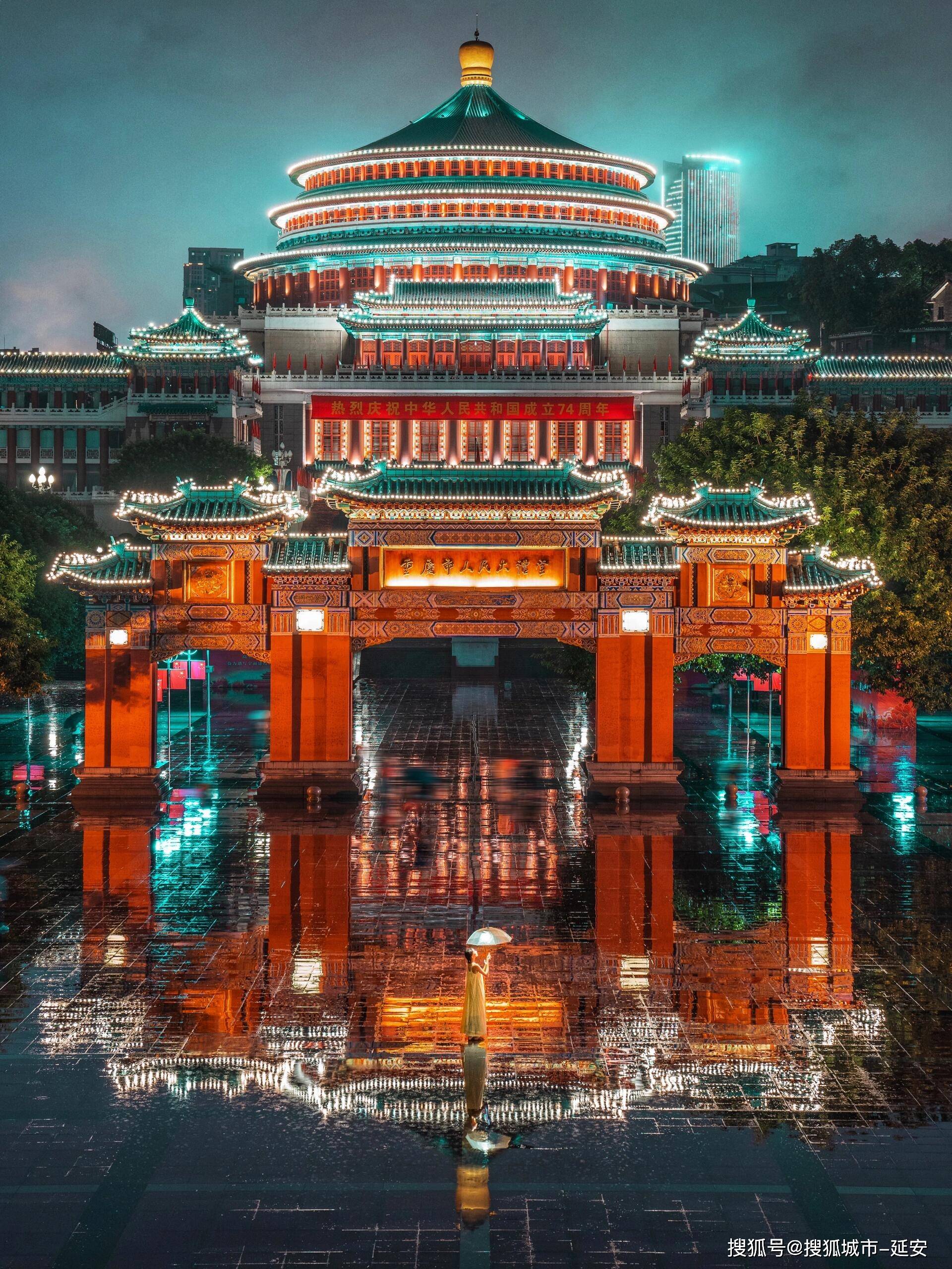 重庆有名的旅游景区(重庆著名的旅游景点有哪些最出名)