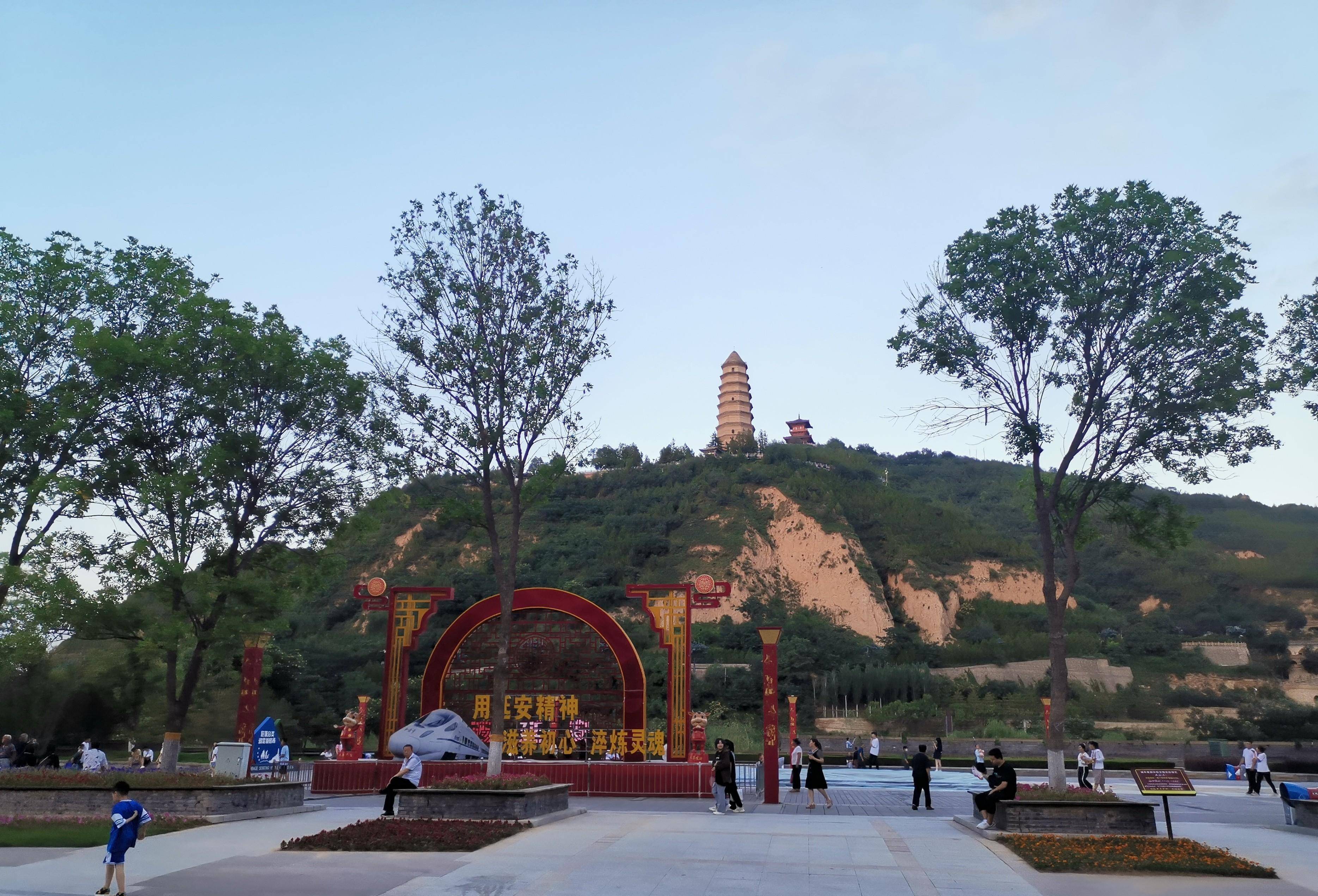 陕北青年招工进陕南行走在阳安和襄渝铁路的日子里洛塬放歌