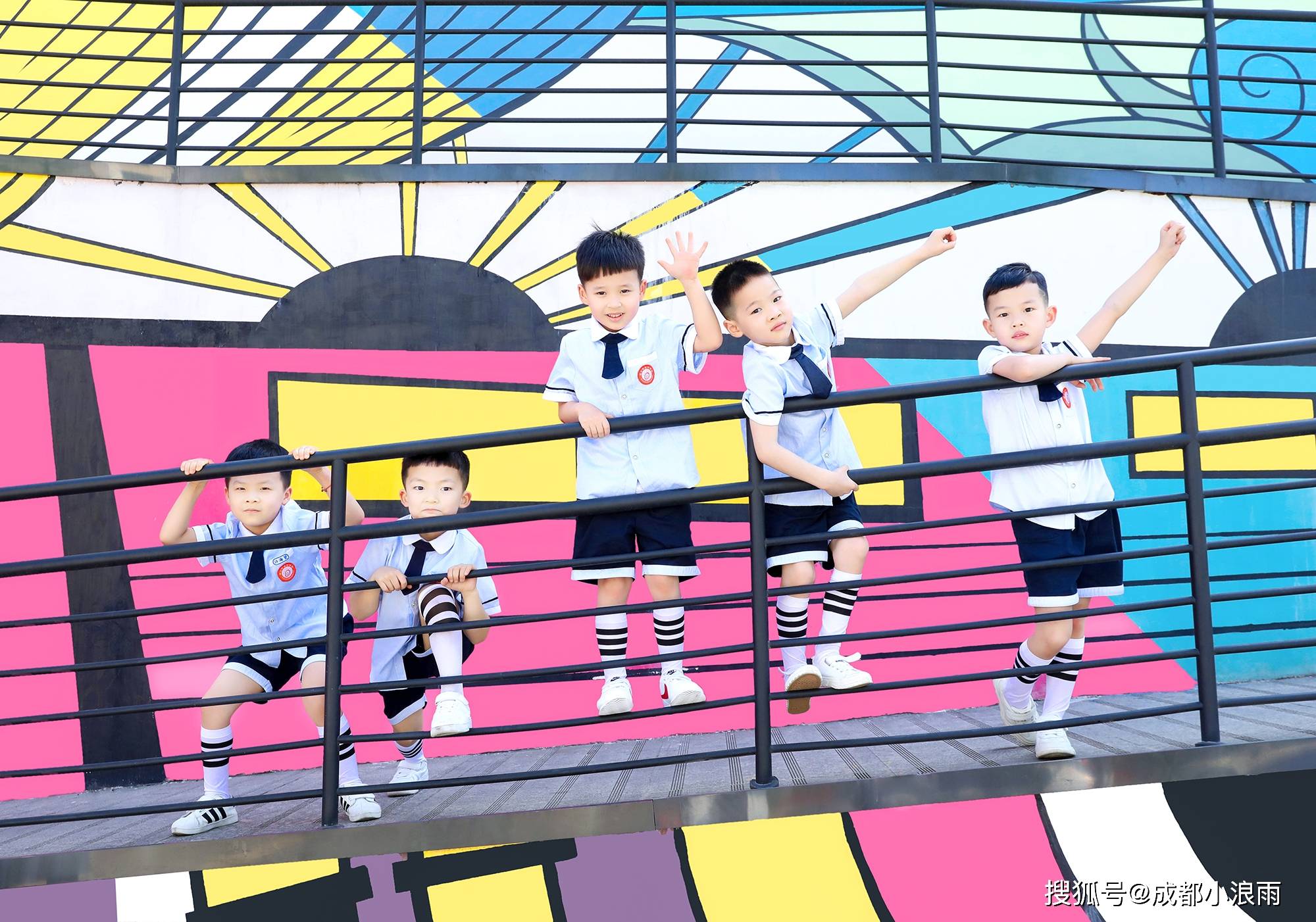 成都幼儿园毕业照拍摄丨把"我们毕业啦"笑容定格在镜头里_服装_活动