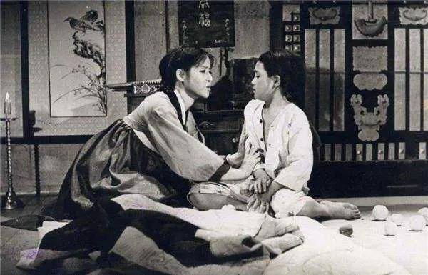 封建悲惨旧女子社会有哪些__封建社会女人的悲哀