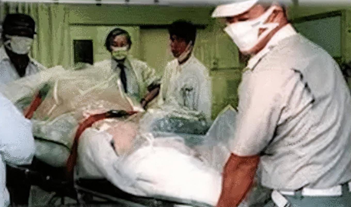日本男子惨遭核辐射,83天亲眼看着自己被融化,离世时比凌迟还惨