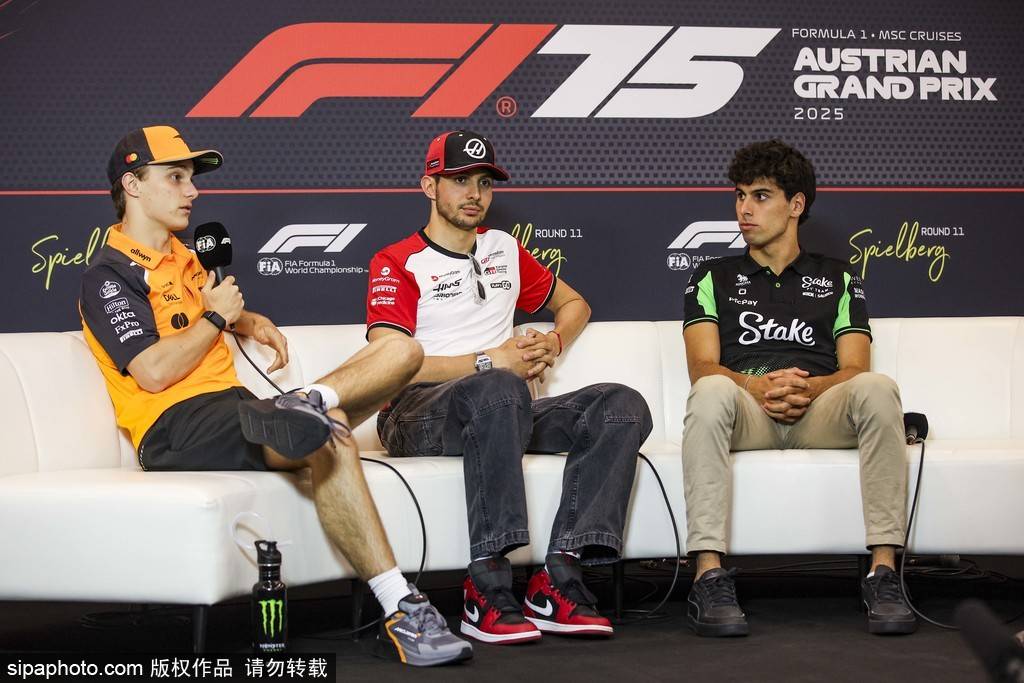 F1奥地利站：诺里斯夺冠，迈凯伦包揽前二，维斯塔潘意外退赛