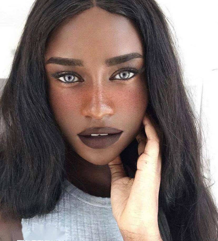 那个曾火爆全球的黑人女孩有多美?被富二代排队追,后来怎样了?