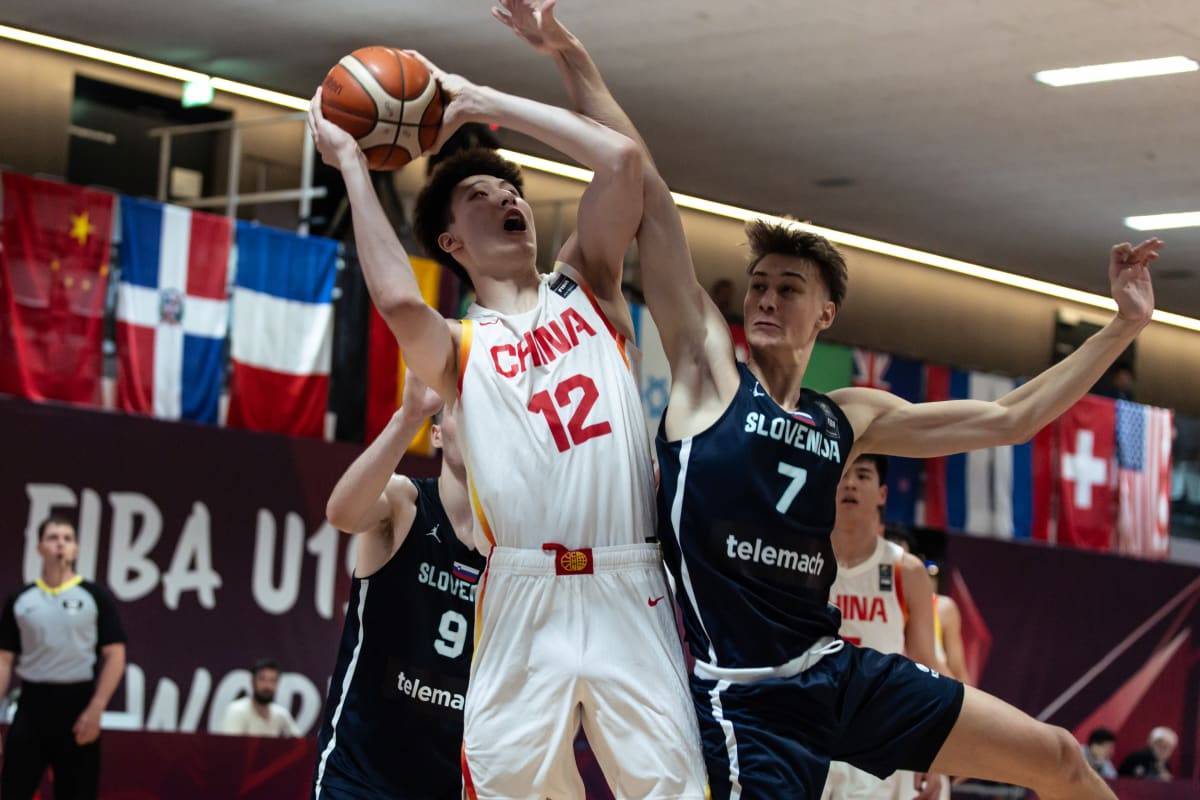 2028年NBA模拟选秀中国两将入选 郇斯楠首轮14顺位