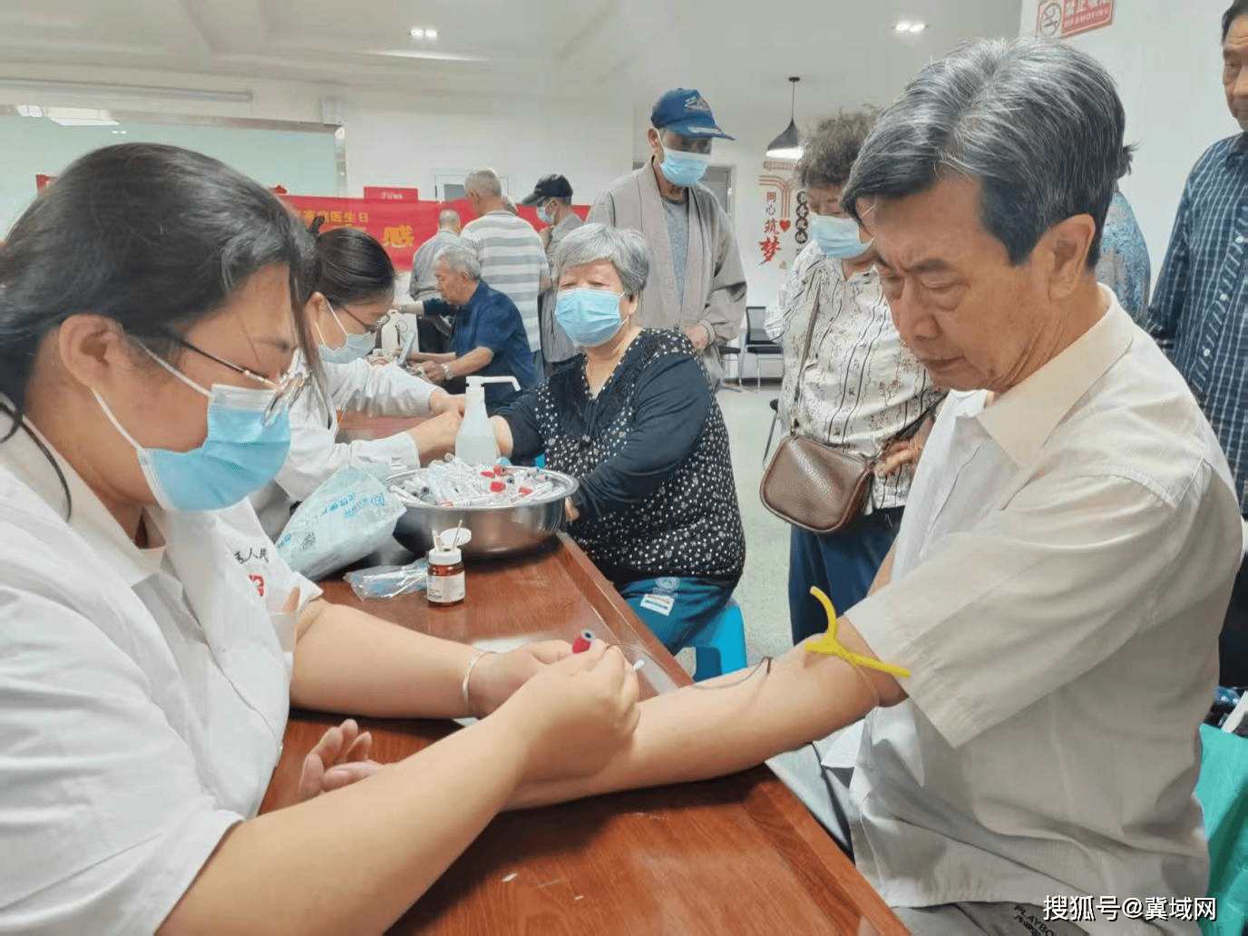 同仁医院代挂专家号加代问诊出院后健康叮嘱，居家康复更放心的简单介绍