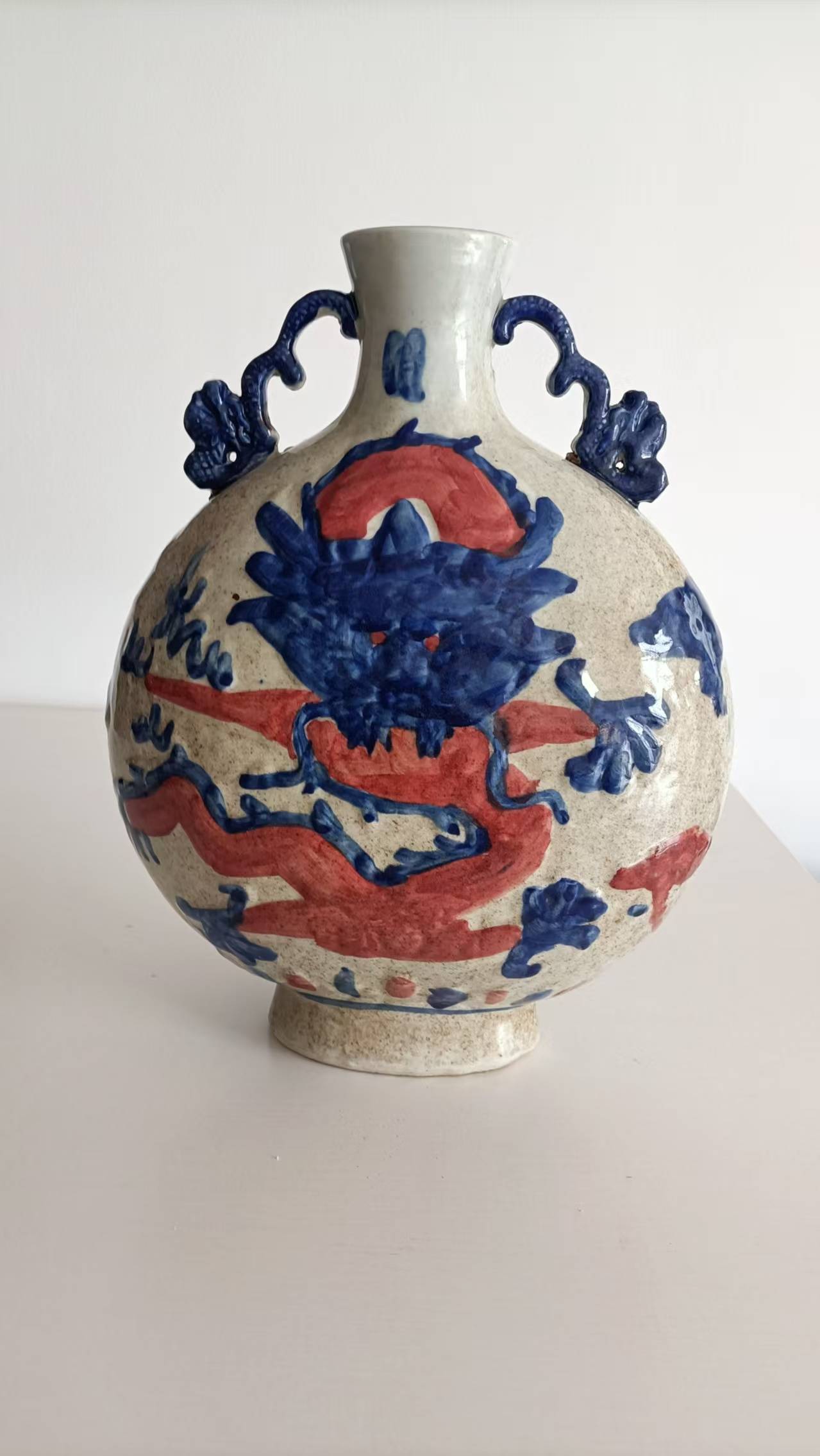 中国古美術・元款青花釉里紅描金彩龍紋琵琶・青花磁・純手描き・陶芸・花瓶・文房具 中国古美術・元款青花釉里紅描金彩龍紋琵琶・青花磁・純手描き