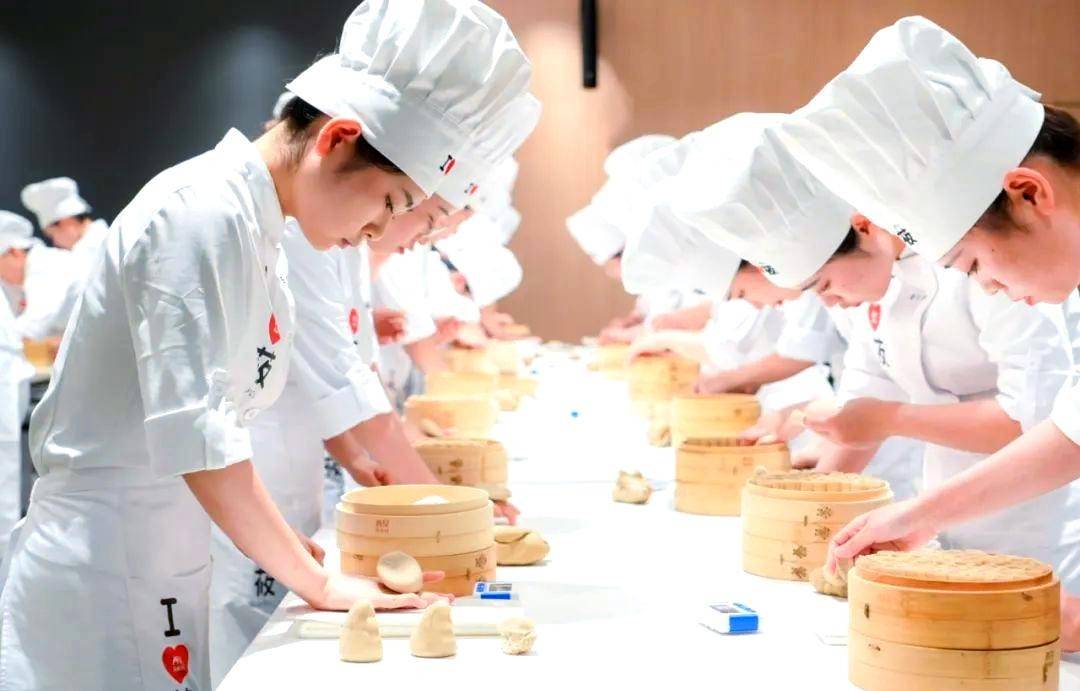 餐饮行业想向儿童要增量，恐怕要失望了-锋巢网