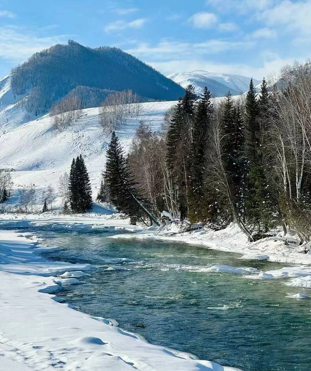 阿勒泰的冬日仙境，美到失语_2_天山阗果（一缕阳光）_来自小红书网页版.jpg