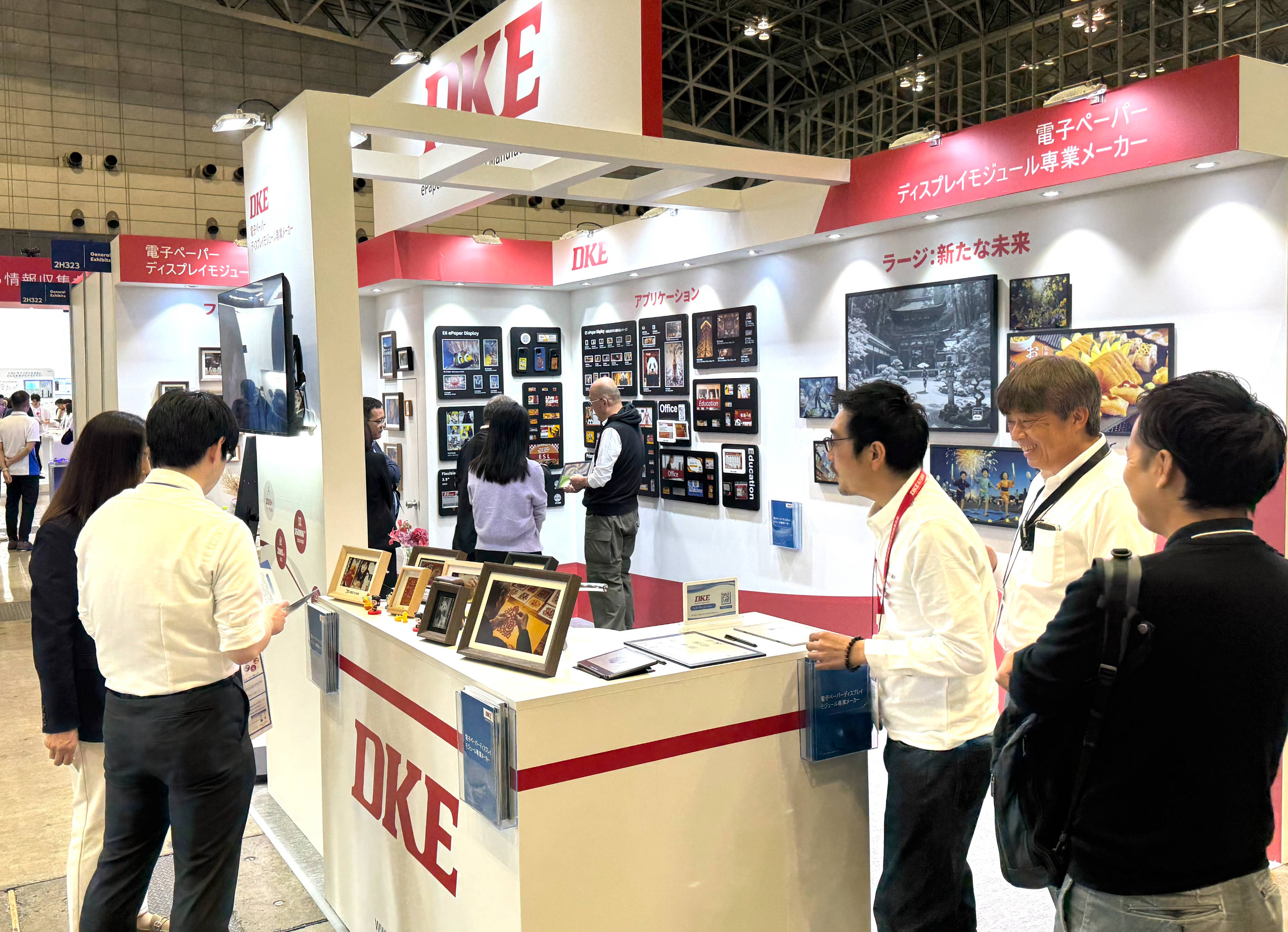 DKE东方科脉亮相CEATEC2025,以多元电子纸技术产品获高度认可 的图10