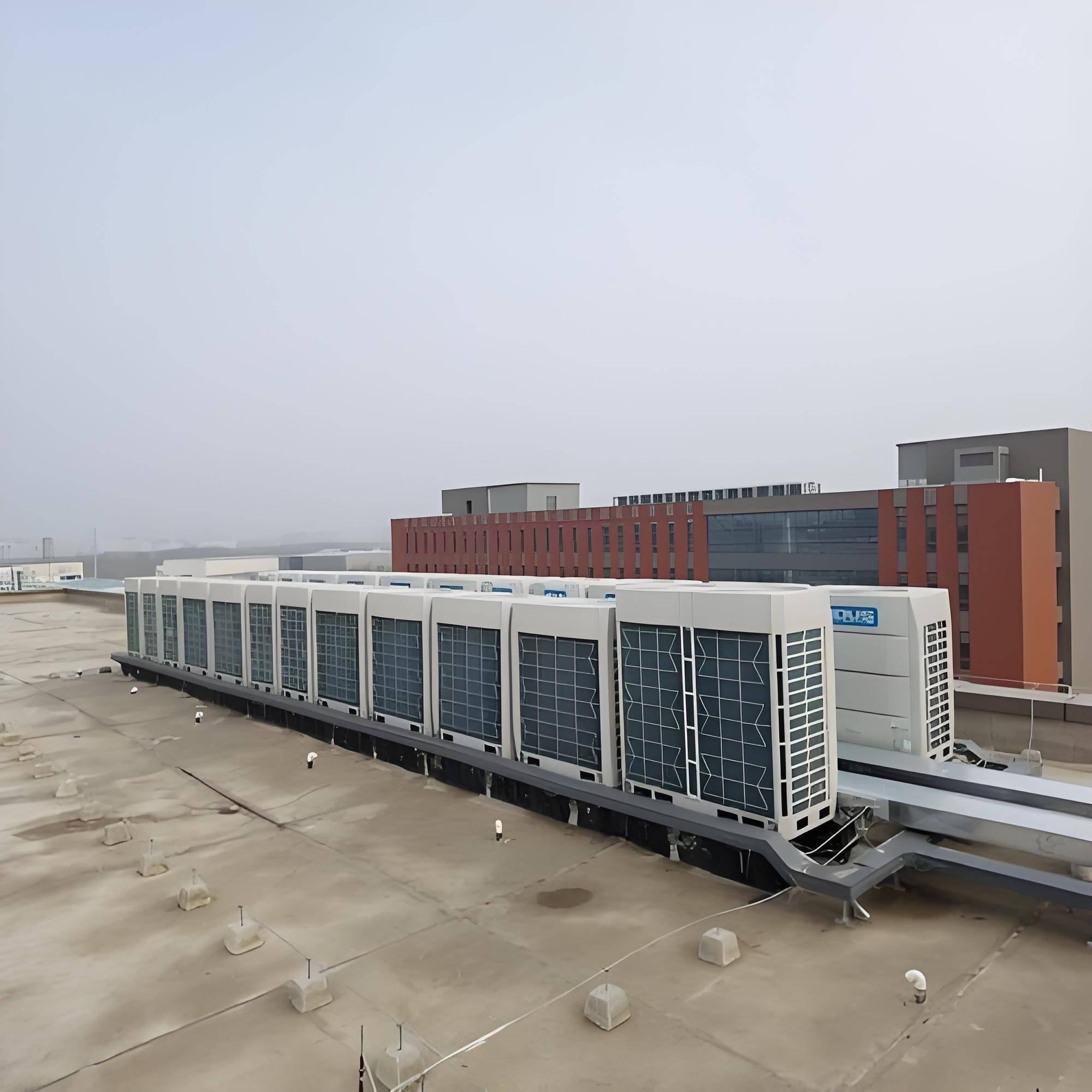 特灵风冷模块机组维保,中央空调清洗