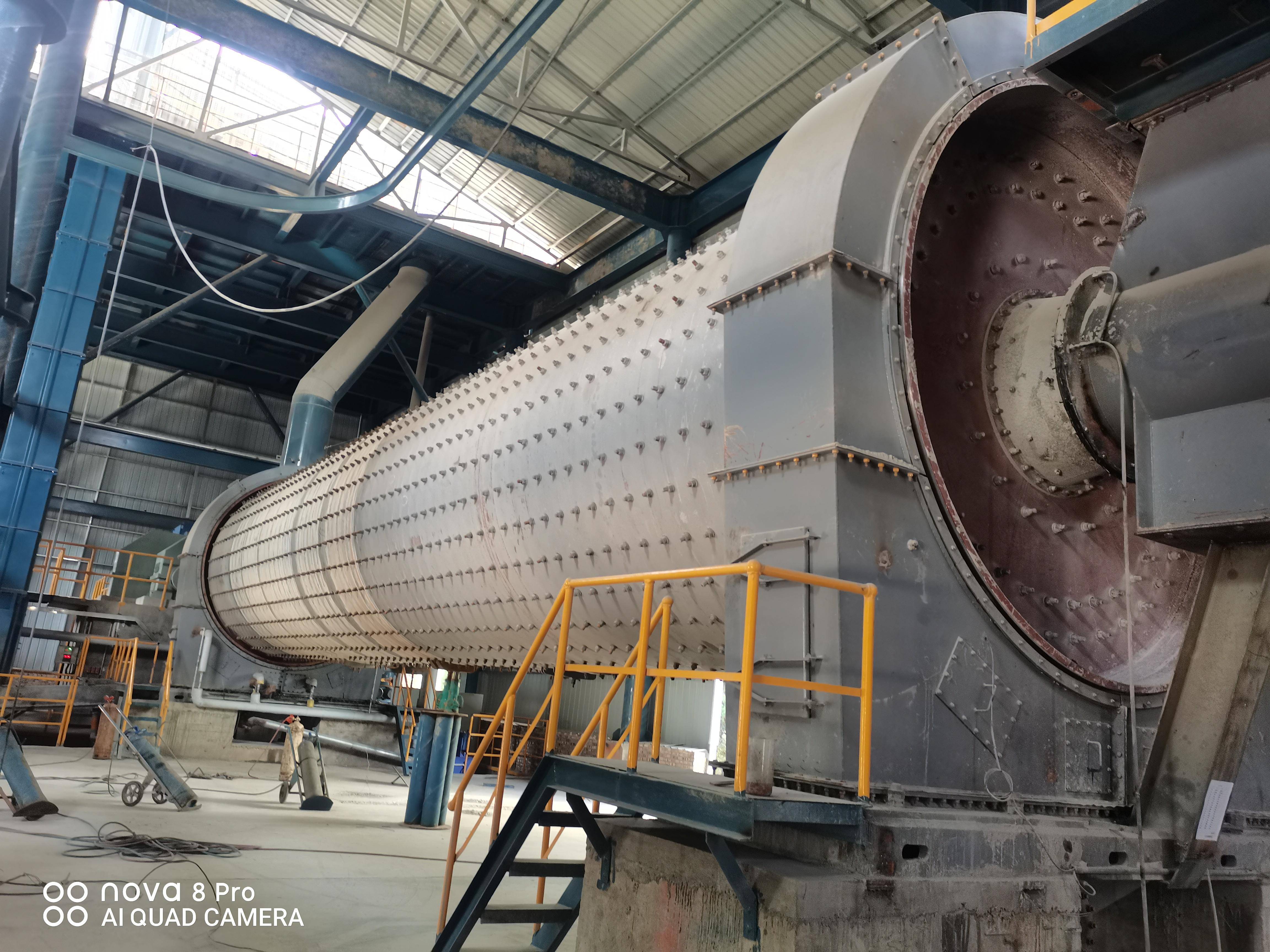 矿石磨粉设备选新乡市长城机械,煤灰/立式磨粉机专业制造,多年技术