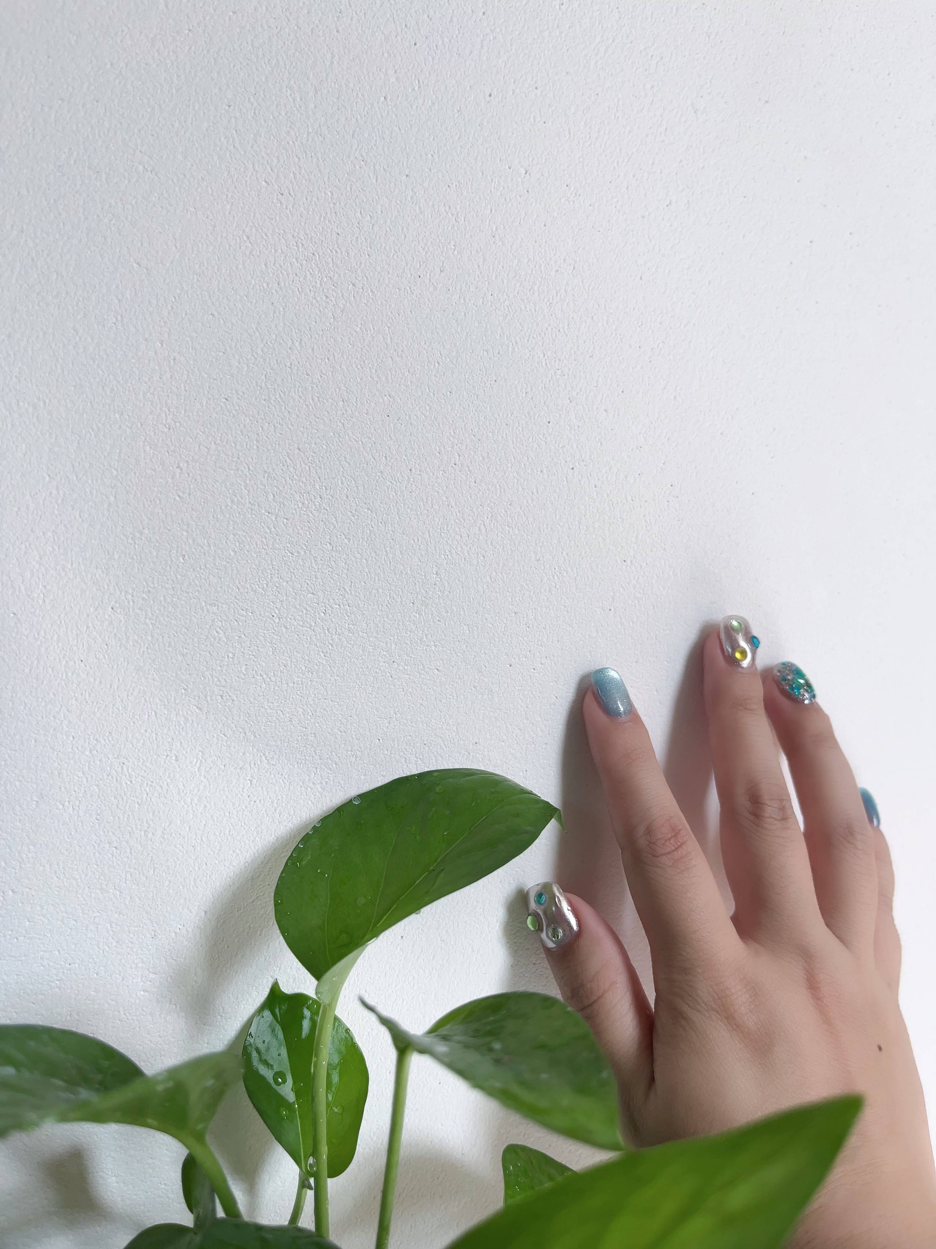 汉马克艺术涂料 | 设计师视角：为何我总在高端项目中，为墙面预留一抹“意式留白”？