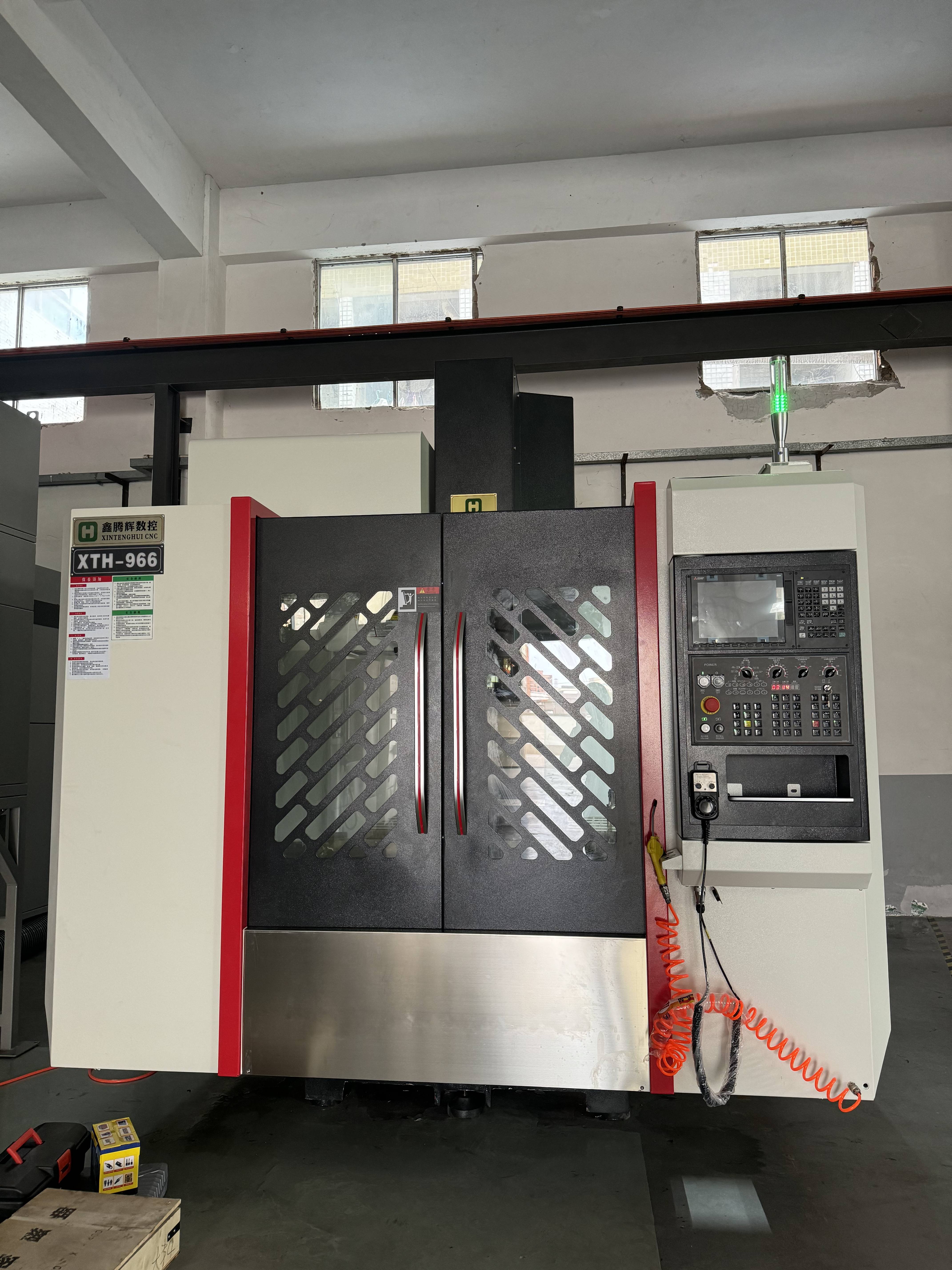 跨领域赋能：陶瓷雕铣机在高端制造行业的应用深耕