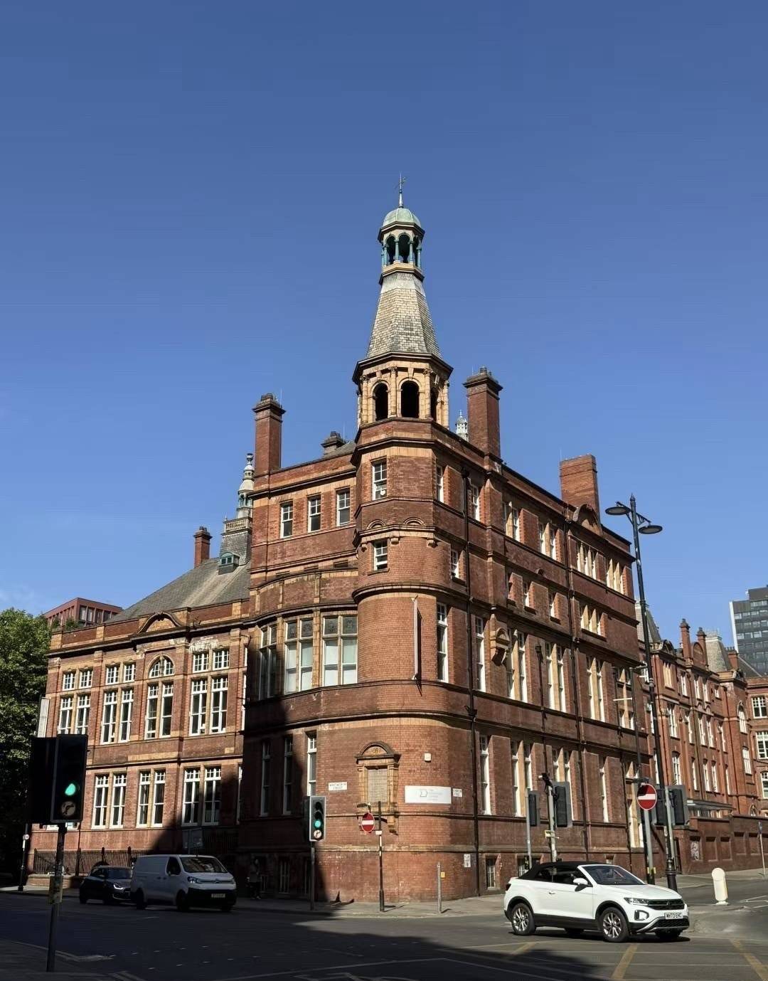 第一次出境游选哪国最稳？签证难度+安全指数全对比，新手照着选不踩坑！-华闻时空