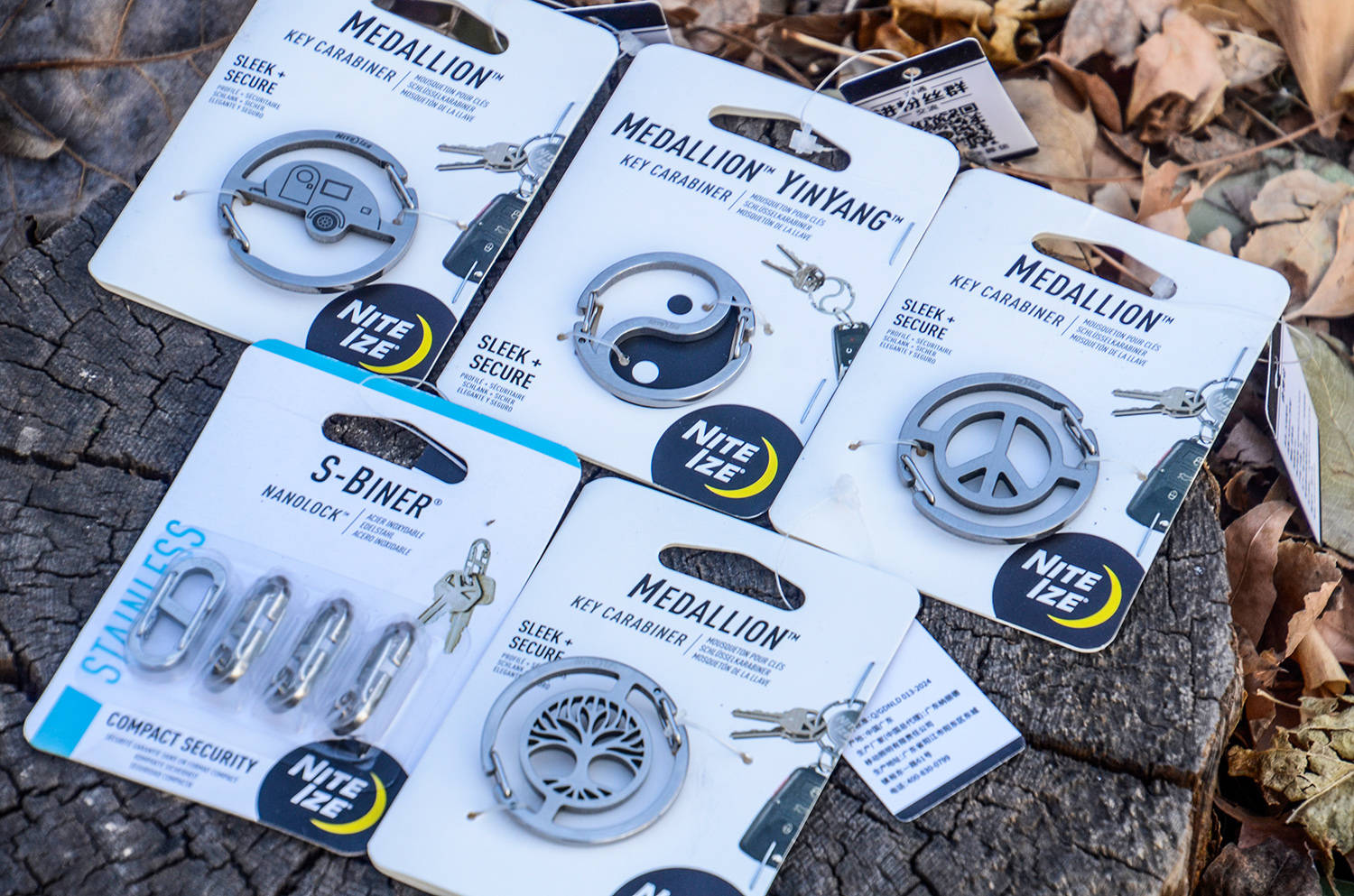 双环之内的和平之美：奈爱和平标志钥匙扣