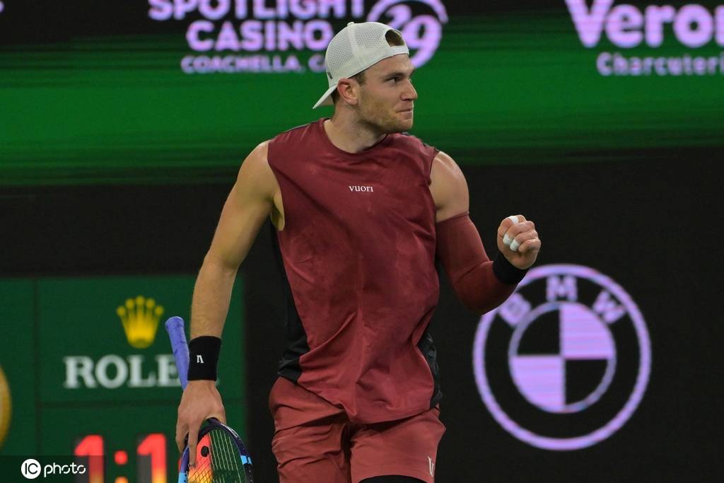 决胜盘抢七险胜	
 ！ATP印第赛