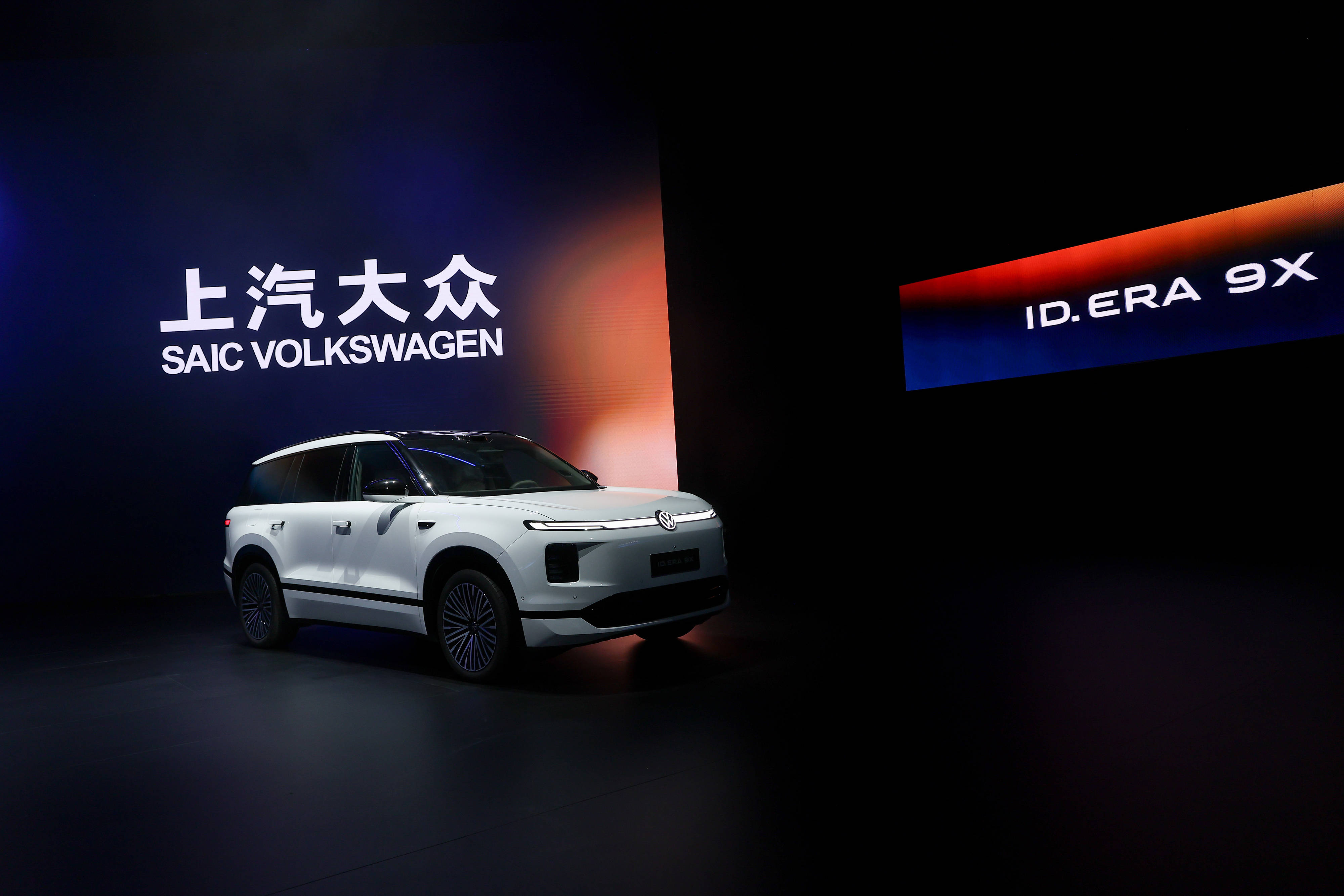 《“增程新王”ID. ERA 9X满级登场,“超级大众”强势重构增程SUV市场格局》