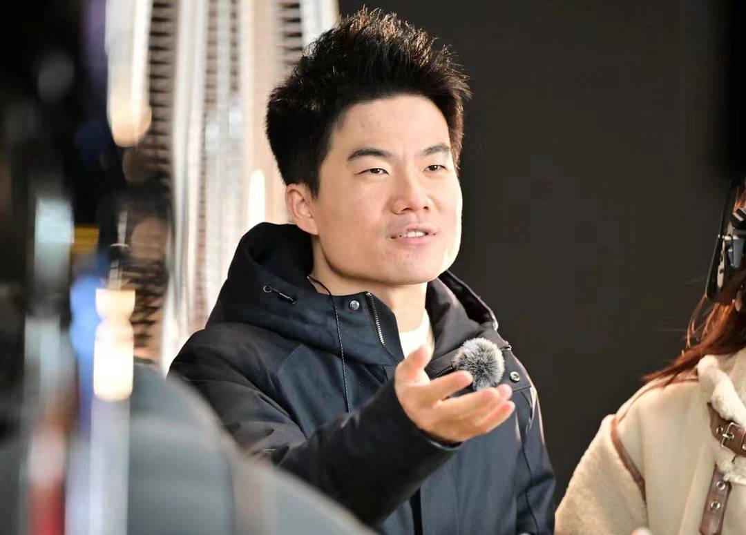 达播落幕?直播可能不再需要「超级主播」-锋巢网