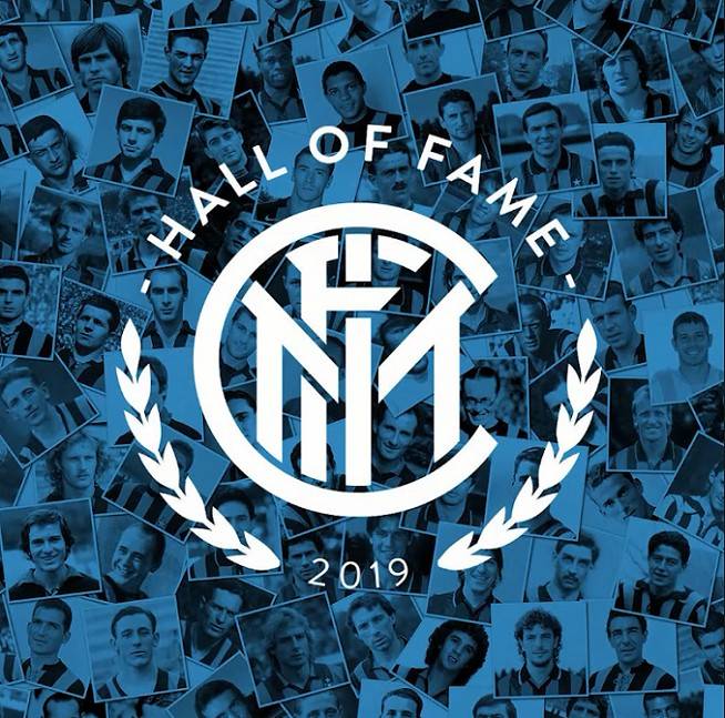 国米防线大换血！功勋二老确定离队，全力追逐23岁新铁卫穆哈雷莫维奇