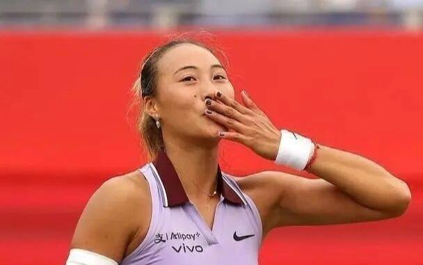 赢麻了！郑钦文豪夺7连胜+520万，世界排名升至52，2位冠军成背景板