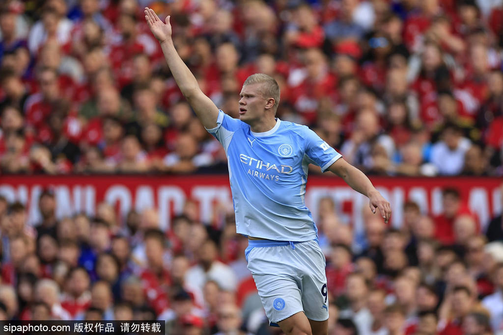 英超-福登直红哈兰德制胜球 十人曼城1-0客胜