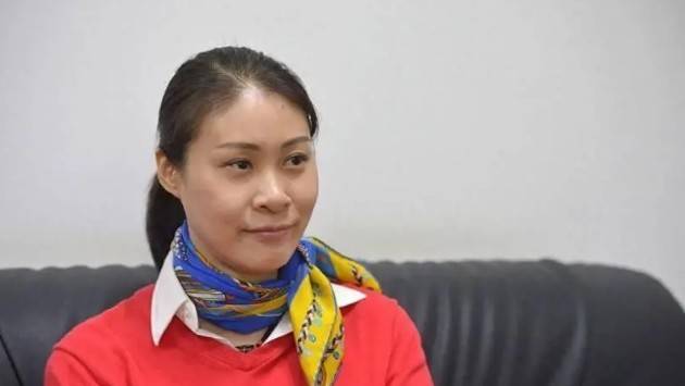 女排奥运冠军赵蕊蕊，退役后成为著名作家，如今45岁颜值逆天