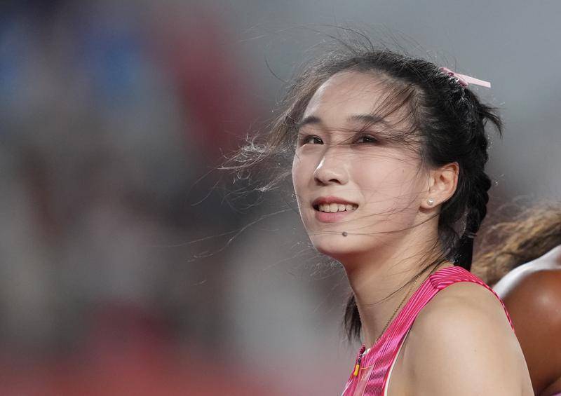 亚运会-女子200米陈妤颉22秒93摘银 新加坡选手夺冠