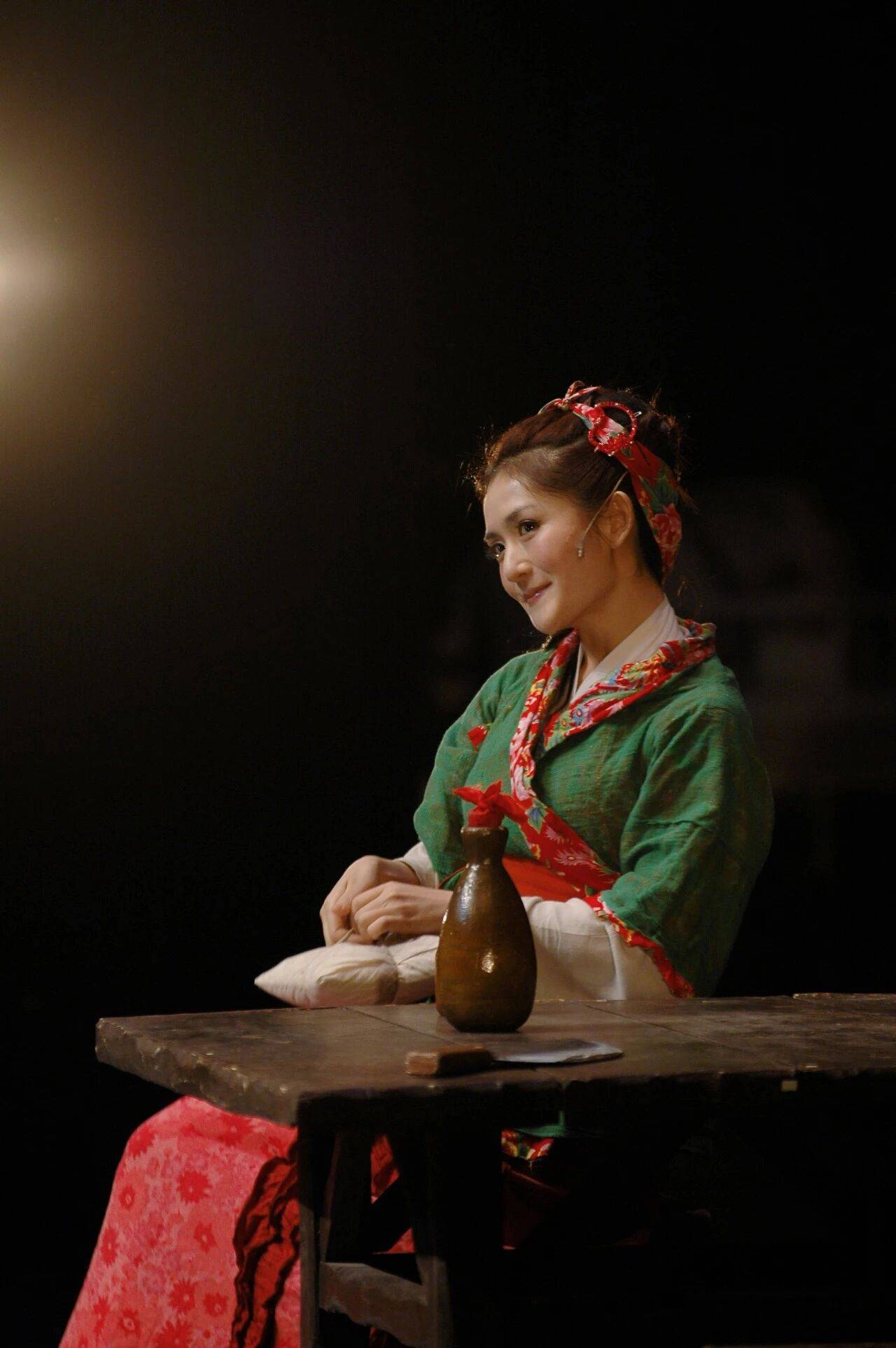 谢娜《暗恋桃花源》北京版 饰演“春花”.jpg