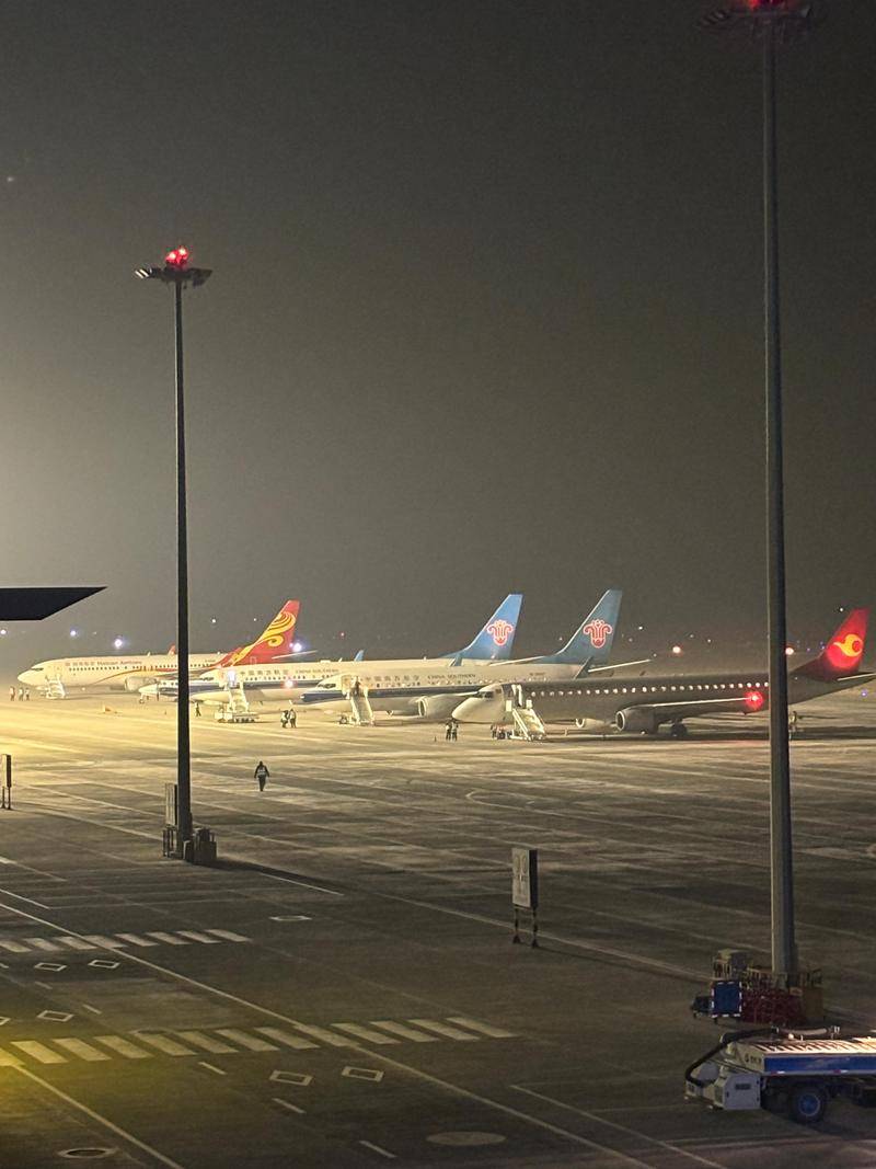 会员之声 | 雾锁乌鲁木齐国际机场 全疆机场高效保障2024年首次大面积
