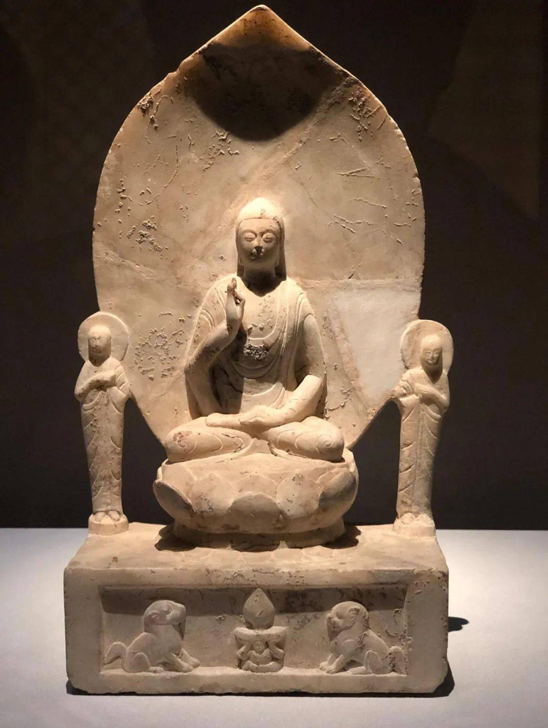 博物| 故宫的古代石刻