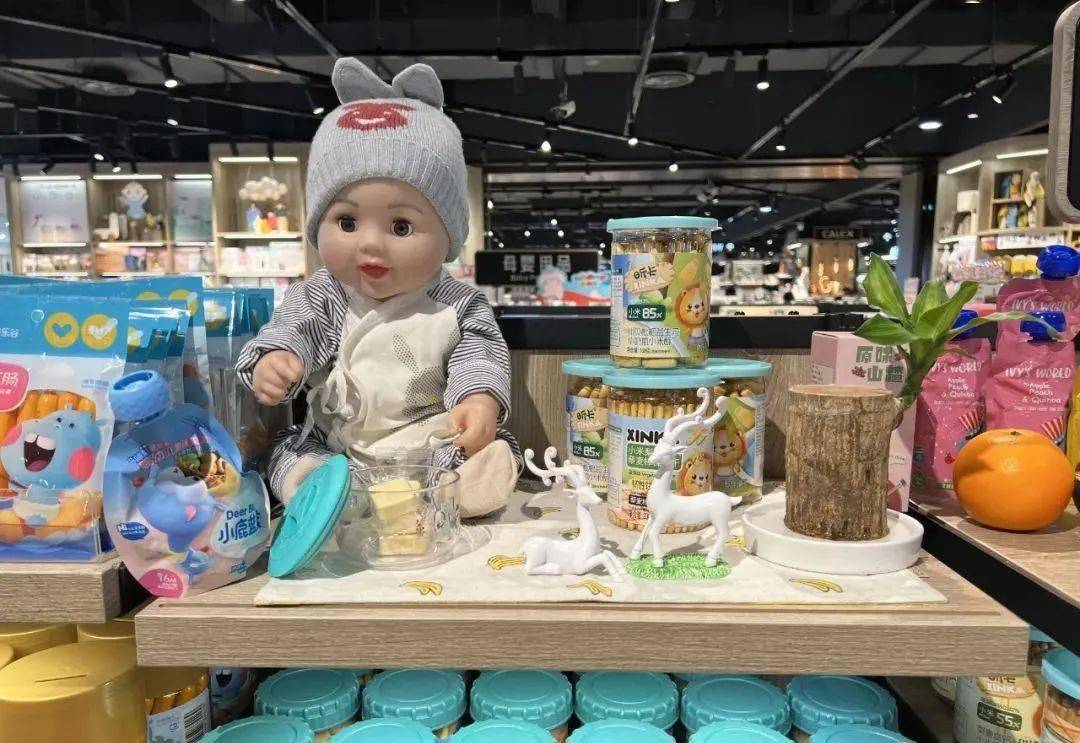 【春节美陈】胖东来历年新年陈列欣赏(附多张图片)_新乡_人民