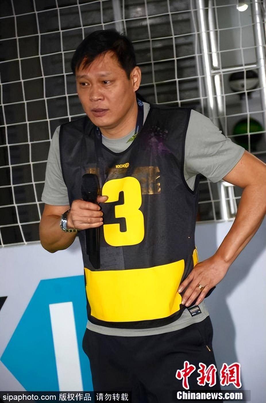 范志毅:球场刺头扎进老上海_繁花_足球_年代