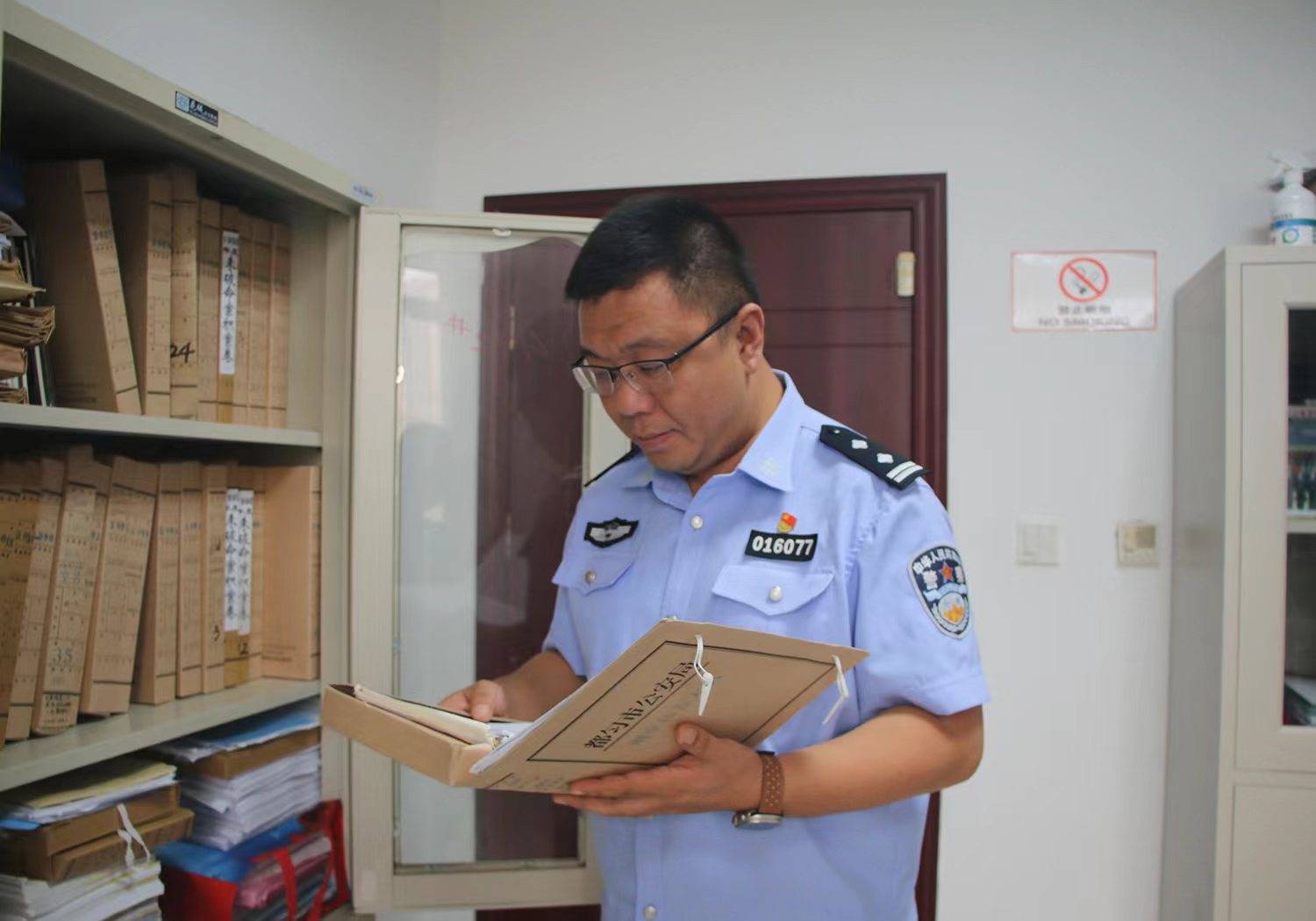 警察节】 2023"最美基层民警"罗晓刚:剑胆雄心的"追风刑警"_都匀市