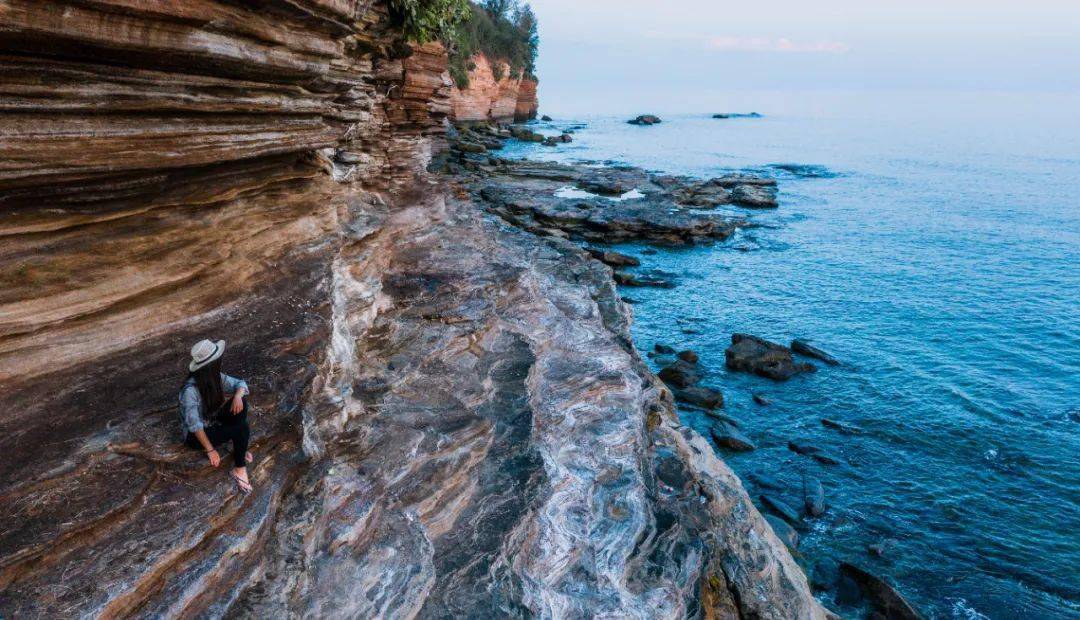 *五彩滩崖壁*蓝桥*石螺口*涠洲西海岸*贝壳沙滩北海涠洲岛一个值得你