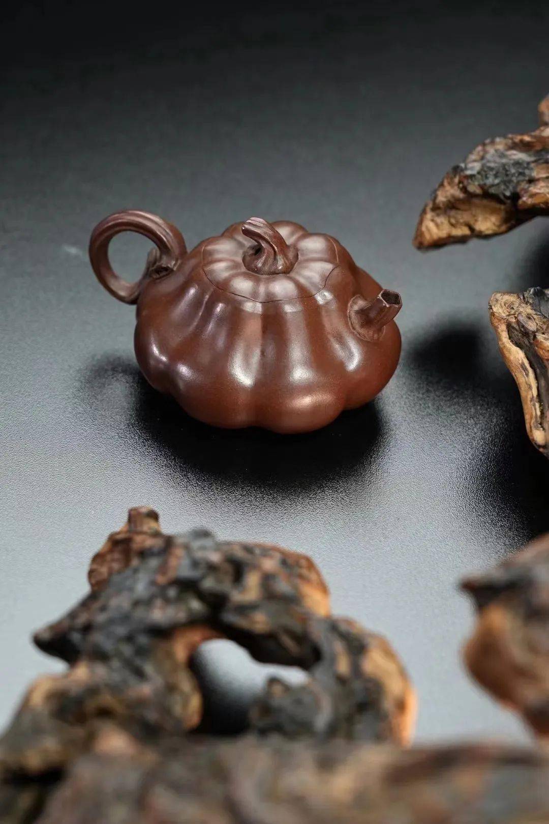 美好茶器beautiful tea set紫砂 | 原矿段泥粉朱泥柿柿如意小提梁壶