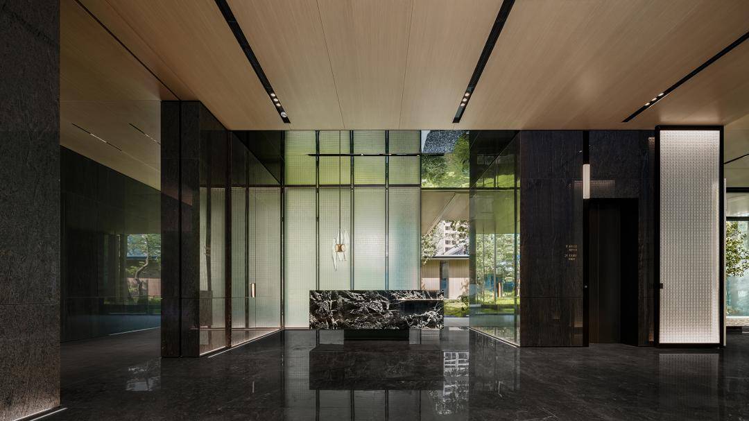 空间中的渗透与流动