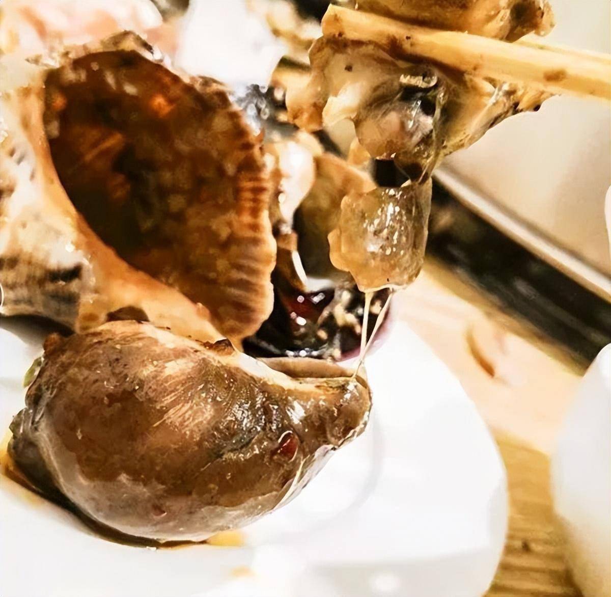 丹东板栗丹东草莓大香蕉汽水,鸭绿江啤酒,津美乐丹东的区位让你对朝鲜