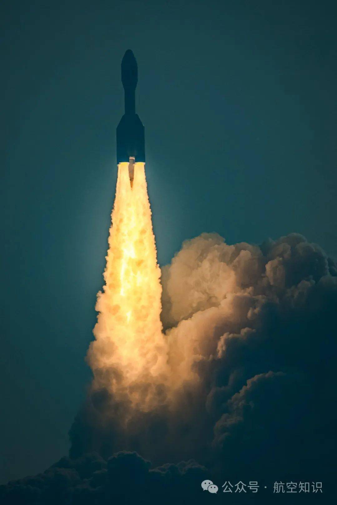 全球最大固体运载火箭引力一号海上首飞成功!_发射_技术_发动机