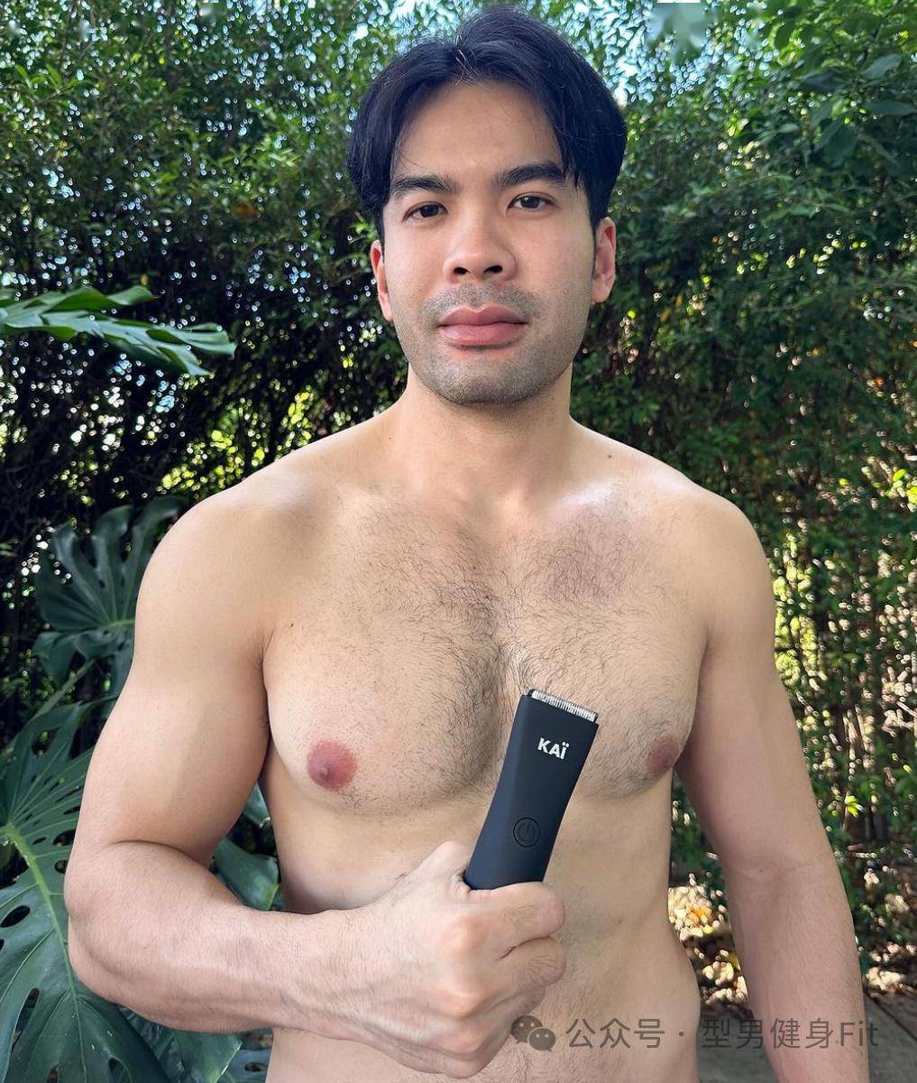 性感大嘴胸毛肌肉网红@konglah konglerdlah