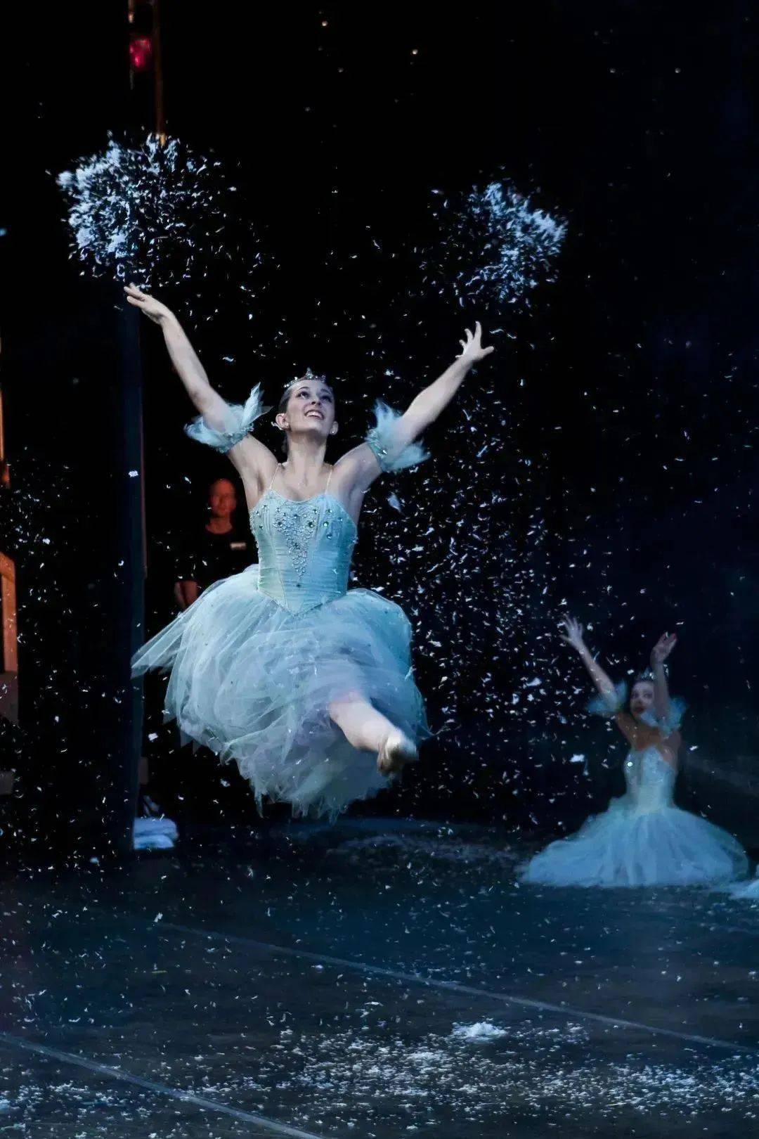 正月上演 | 在《胡桃夹子》的童话王国里欢歌起舞~_克拉拉_王子_芭蕾