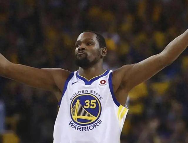 nba巨星杜兰特:超级转会引发的辉煌与争议_金州勇士队_球迷_阵容