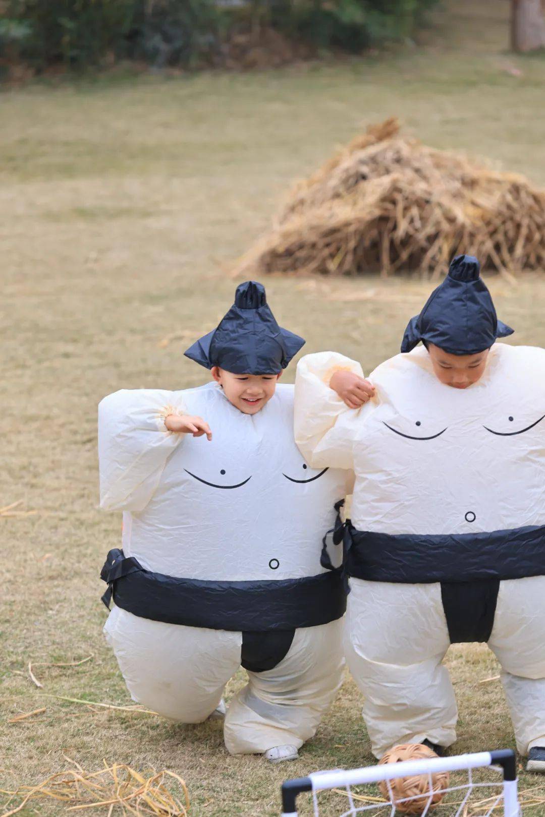 首批孩子已经在年味中耍疯啦!_营地_宝墩_成都