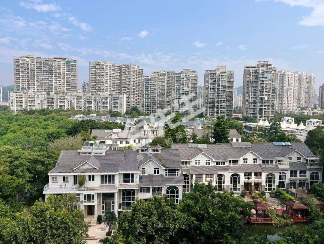 带固定车位和双名校学位,可改4房】香蜜湖 · 3房 | 水榭花都二期 120